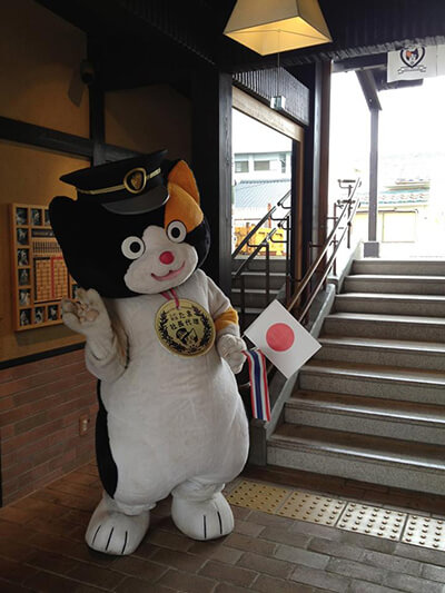 mascot_re